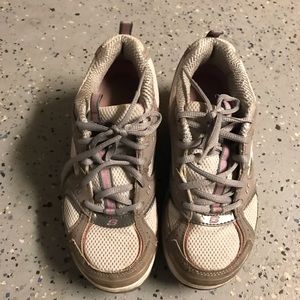 Skechers Sneakers with low heels